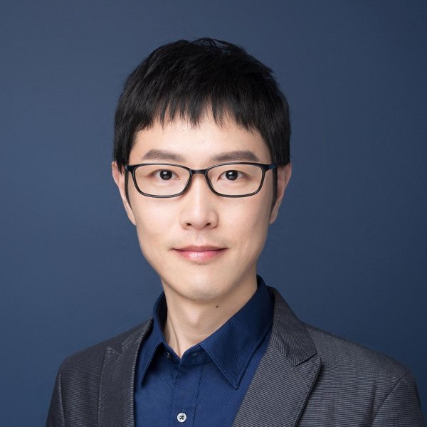 瑞银网配资 COMEX黄金重回3300美元/盎司，黄金股走强丨一大板块