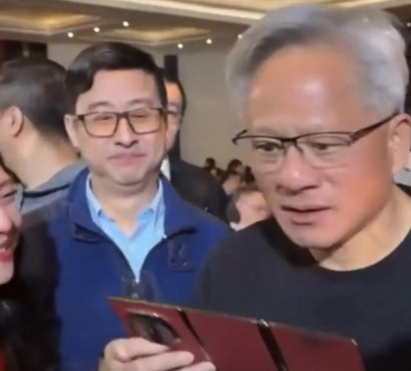智策管家 英伟达H20重回市场，但中国芯片过去三个月已爆单